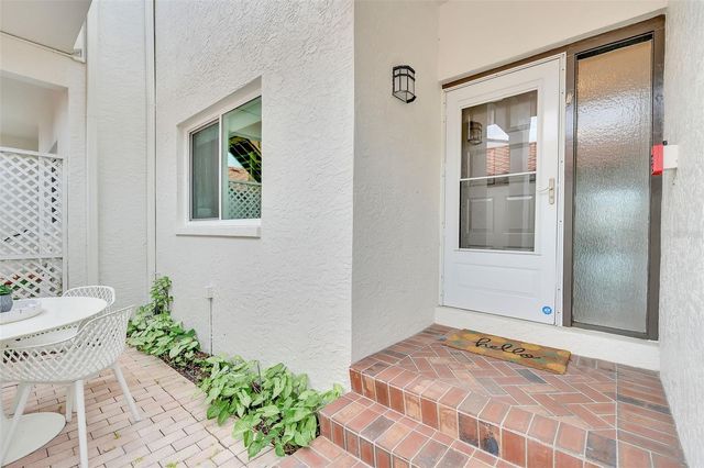 862 HUDSON AVENUE 862, Sarasota, FL 34236