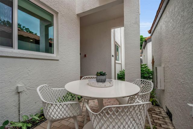 862 HUDSON AVENUE 862, Sarasota, FL 34236