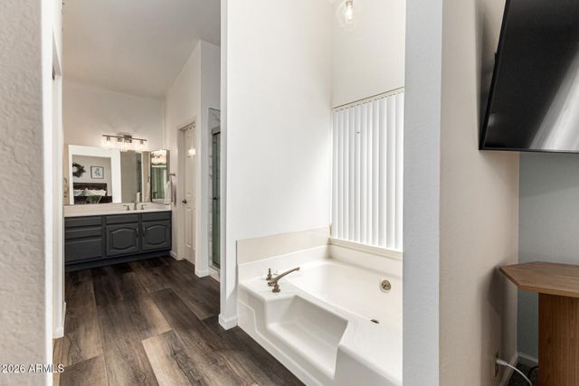 617 E SARATOGA Street, Gilbert, AZ 85296