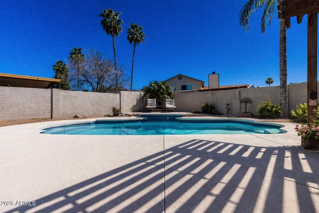 617 E SARATOGA Street, Gilbert, AZ 85296