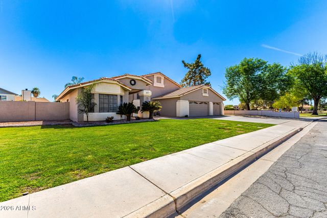 617 E SARATOGA Street, Gilbert, AZ 85296