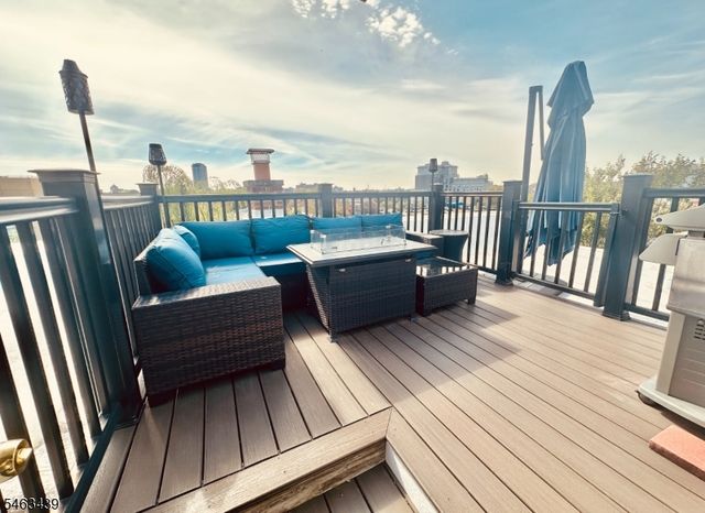273 Monmouth St 273C, Jersey City, NJ 07302