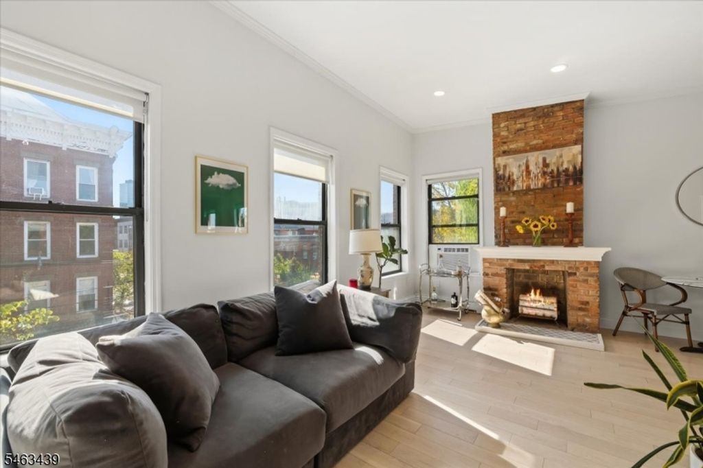 273 Monmouth St 273C, Jersey City, NJ 07302 — photo 3