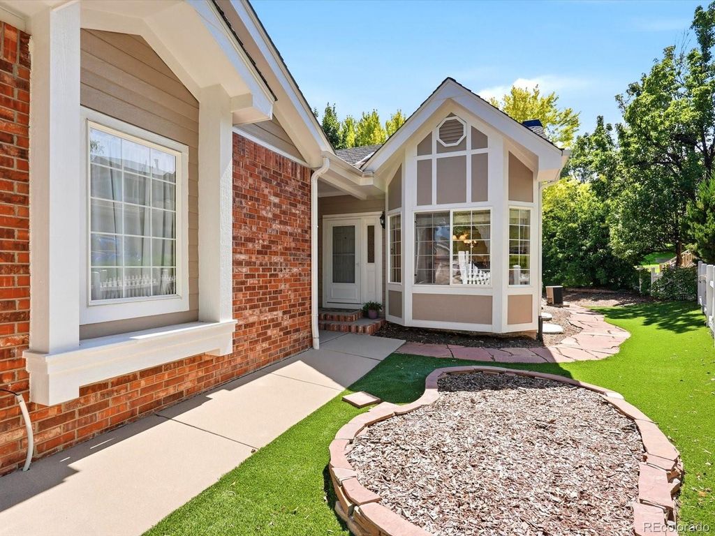 Image 3 of property listing at 9805 Carmel Court, Lone Tree, CO 80124