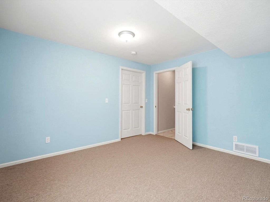 Image 34 of property listing at 9805 Carmel Court, Lone Tree, CO 80124