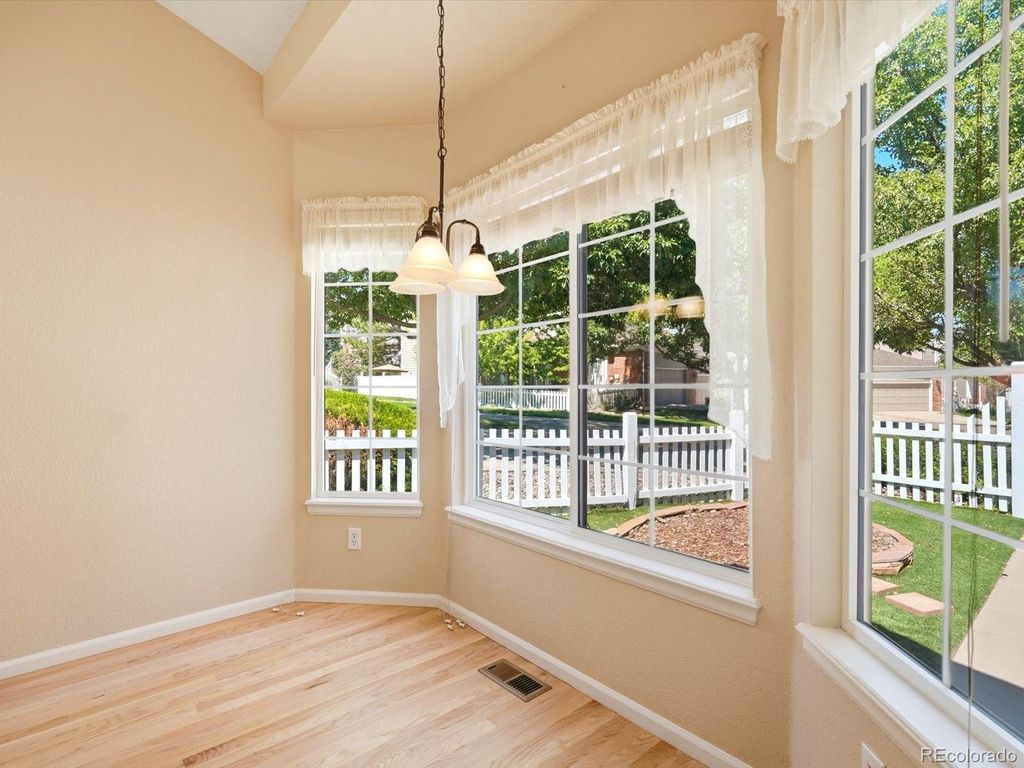Image 6 of property listing at 9805 Carmel Court, Lone Tree, CO 80124