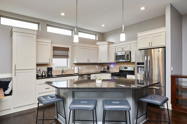 4101 145th Street, Urbandale, IA 50323