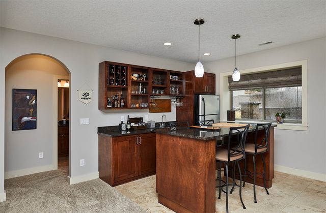 4101 145th Street, Urbandale, IA 50323