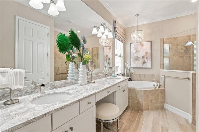 17000 Galway RUN, Bonita Springs, FL 34135