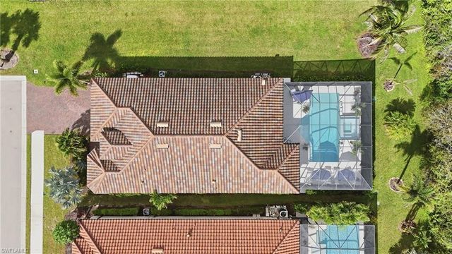 17000 Galway RUN, Bonita Springs, FL 34135