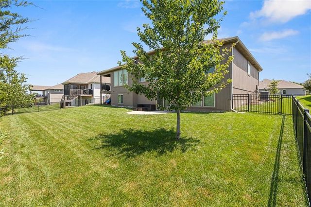 19700 Norton Street, Spring Hill, KS 66083