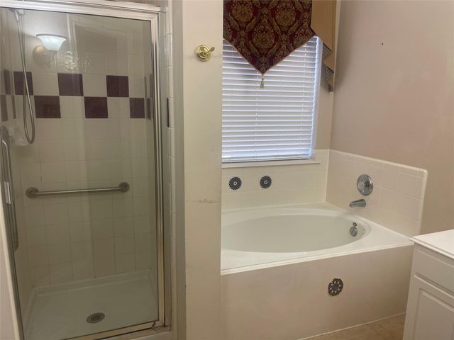 1903 Manor Drive, Baytown, TX 77521