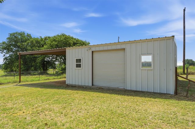 714 Hcr 1248, Whitney, TX 76692