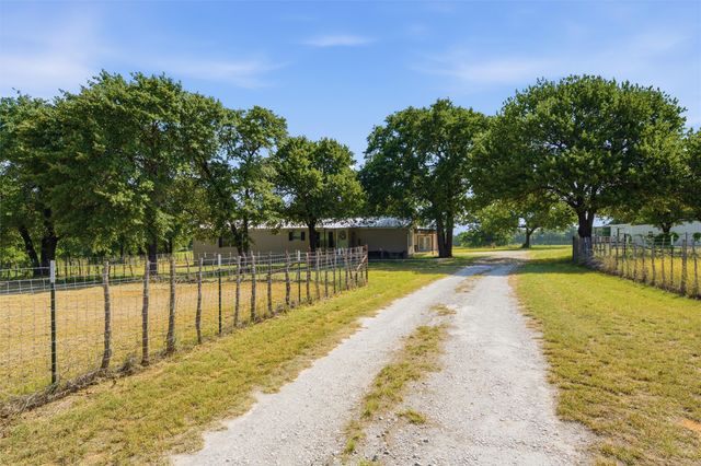 714 Hcr 1248, Whitney, TX 76692