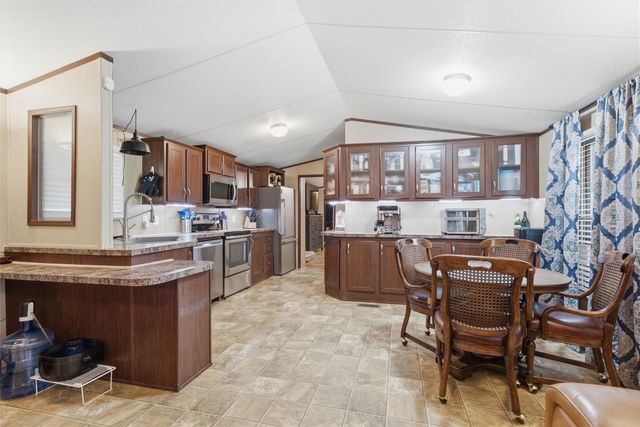 714 Hcr 1248, Whitney, TX 76692