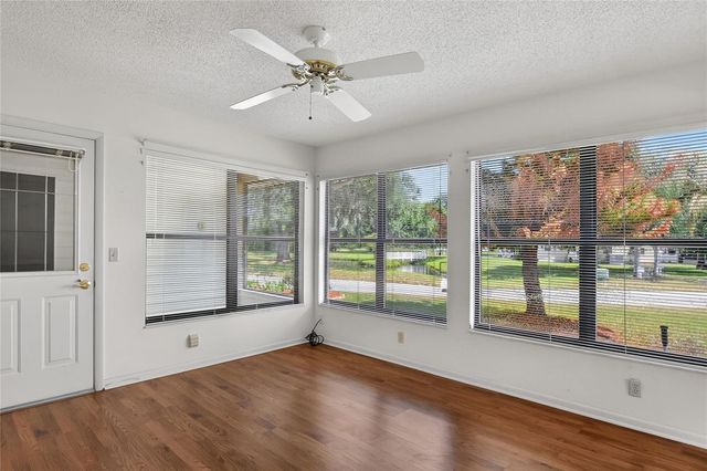 4861 SQUIRE HOLLOW DR, Lakeland, FL 33801