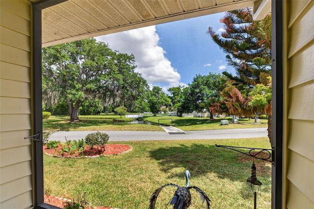 4861 SQUIRE HOLLOW DR, Lakeland, FL 33801