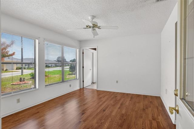 4861 SQUIRE HOLLOW DR, Lakeland, FL 33801