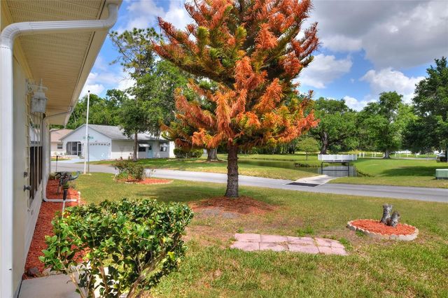 4861 SQUIRE HOLLOW DR, Lakeland, FL 33801