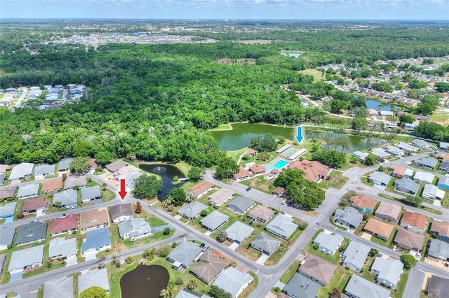 4861 SQUIRE HOLLOW DR, Lakeland, FL 33801