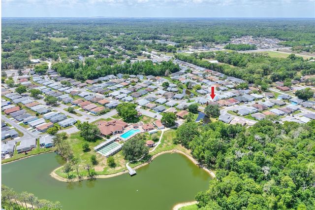 4861 SQUIRE HOLLOW DR, Lakeland, FL 33801