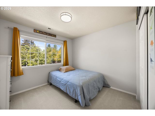 8310 Sw NORFOLK Ln, Portland, OR 97224