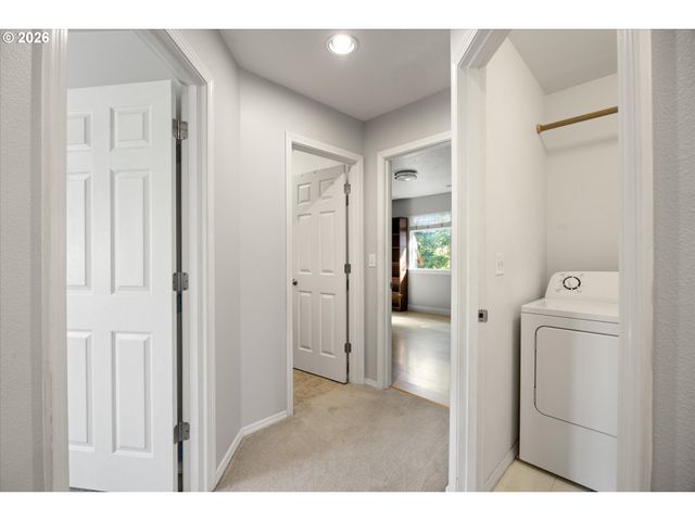 8310 Sw NORFOLK Ln, Portland, OR 97224