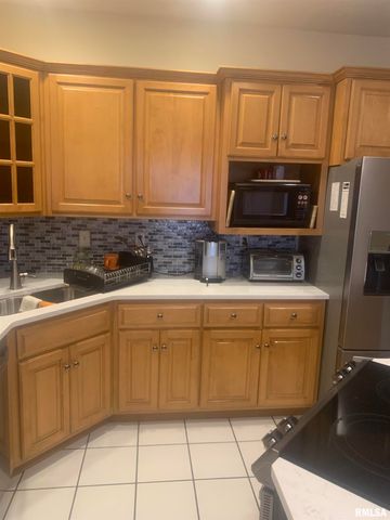 4117 Gaskell Drive, Springfield, IL 62711