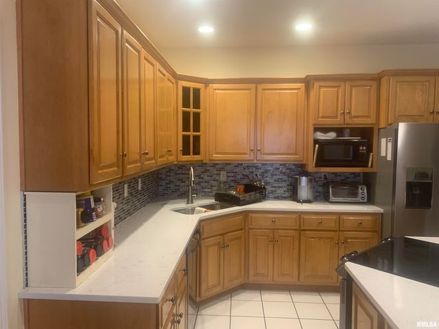 4117 Gaskell Drive, Springfield, IL 62711