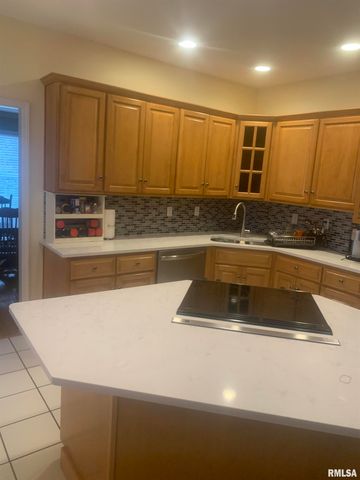 4117 Gaskell Drive, Springfield, IL 62711