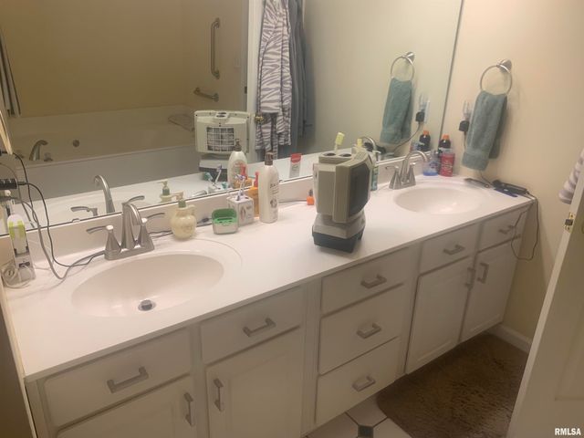 4117 Gaskell Drive, Springfield, IL 62711