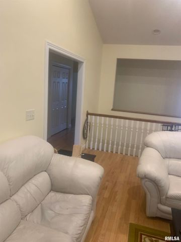 4117 Gaskell Drive, Springfield, IL 62711