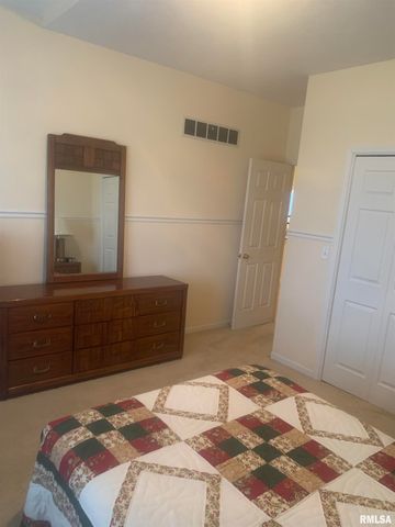 4117 Gaskell Drive, Springfield, IL 62711