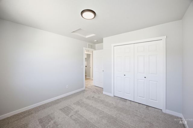 2399 W Fallon Lp, Nampa, ID 83651