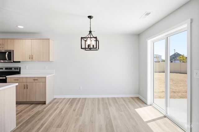 2399 W Fallon Lp, Nampa, ID 83651
