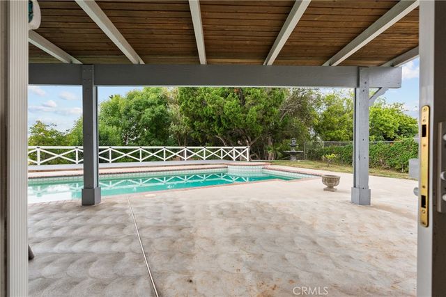 23760 Harwich Place, West Hills, CA 91307