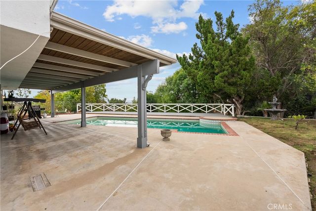 23760 Harwich Place, West Hills, CA 91307