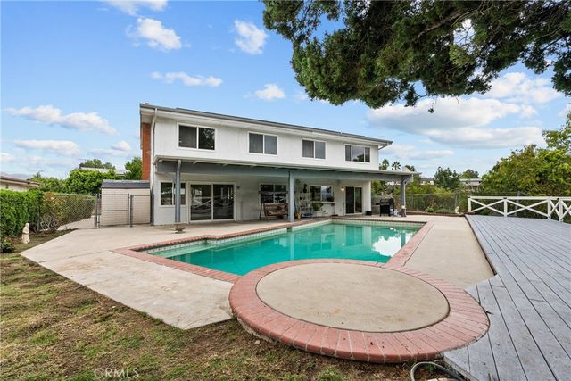 23760 Harwich Place, West Hills, CA 91307