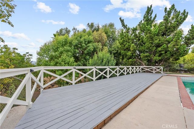 23760 Harwich Place, West Hills, CA 91307