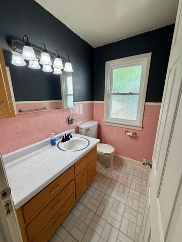 827 Lafond Avenue, Saint Paul, MN 55104