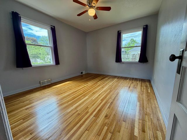 827 Lafond Avenue, Saint Paul, MN 55104