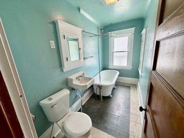 827 Lafond Avenue, Saint Paul, MN 55104