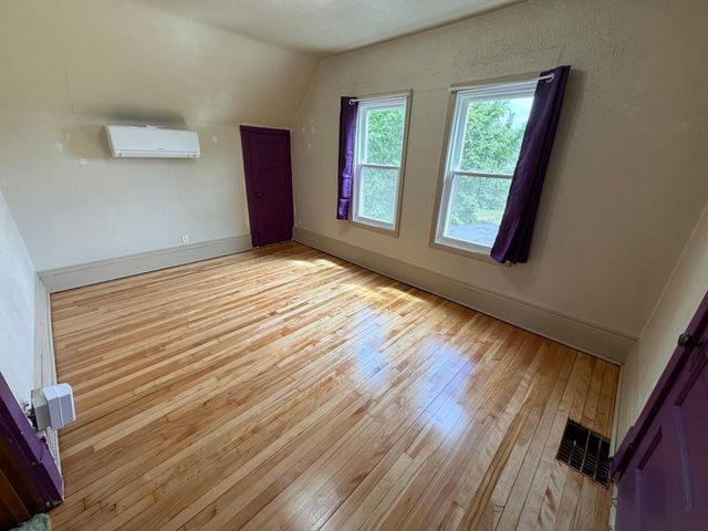 827 Lafond Avenue, Saint Paul, MN 55104