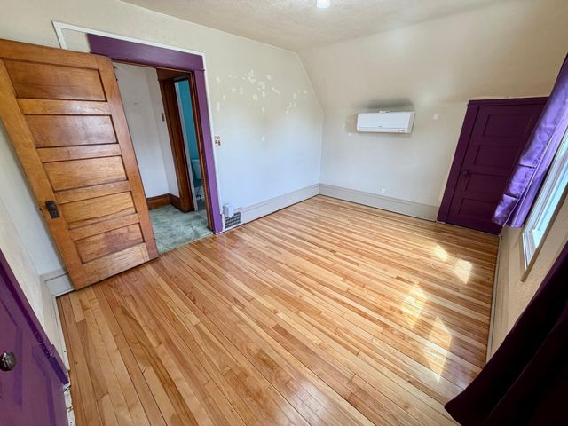 827 Lafond Avenue, Saint Paul, MN 55104