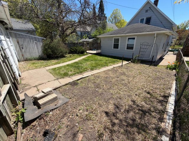 827 Lafond Avenue, Saint Paul, MN 55104