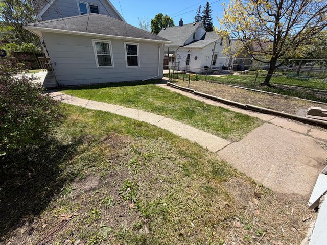 827 Lafond Avenue, Saint Paul, MN 55104