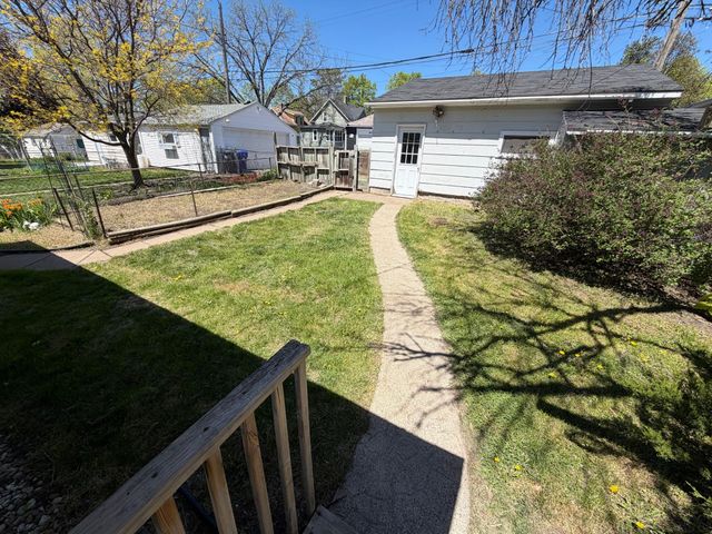 827 Lafond Avenue, Saint Paul, MN 55104