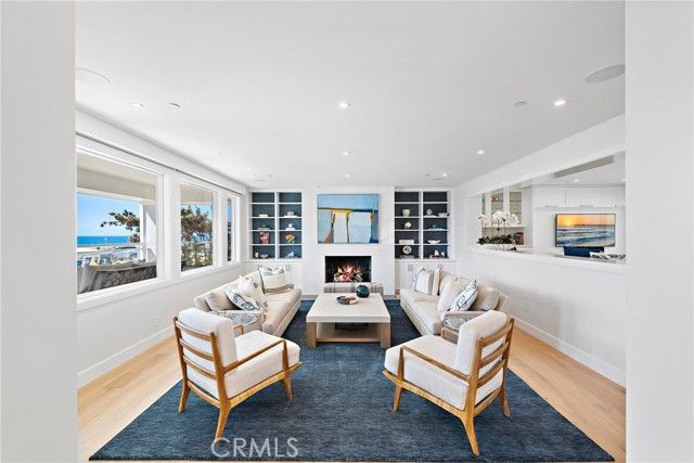 450 Cliff Drive, Laguna Beach, CA 92651