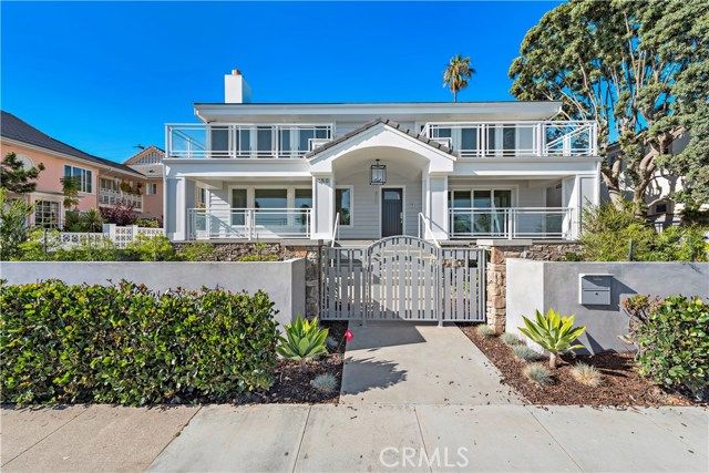 450 Cliff Drive, Laguna Beach, CA 92651