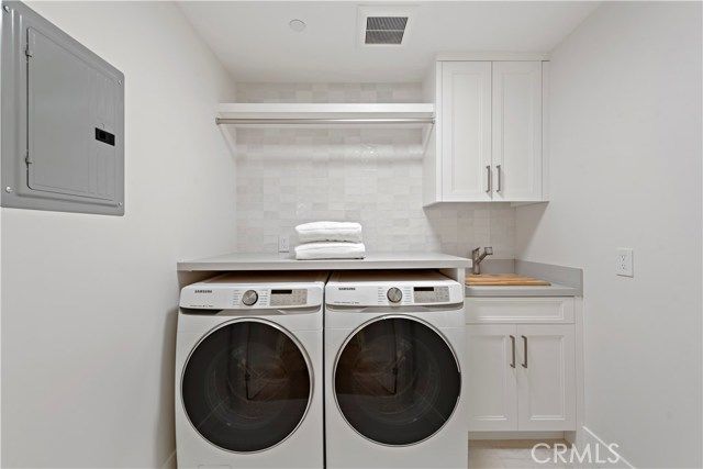 450 Cliff Drive, Laguna Beach, CA 92651